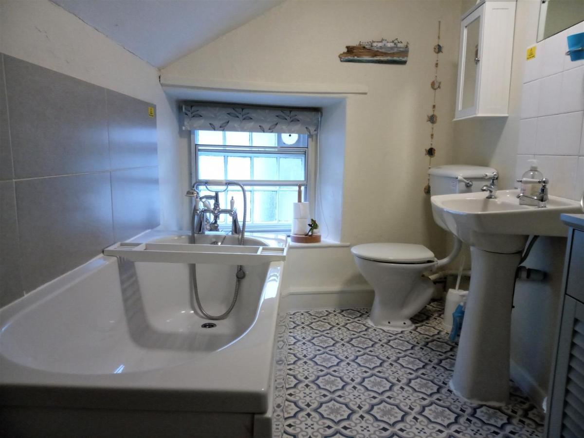 Ty Hen - Quirky Grade II Listed Cottage ブライナイ・フェスティニオグ エクステリア 写真